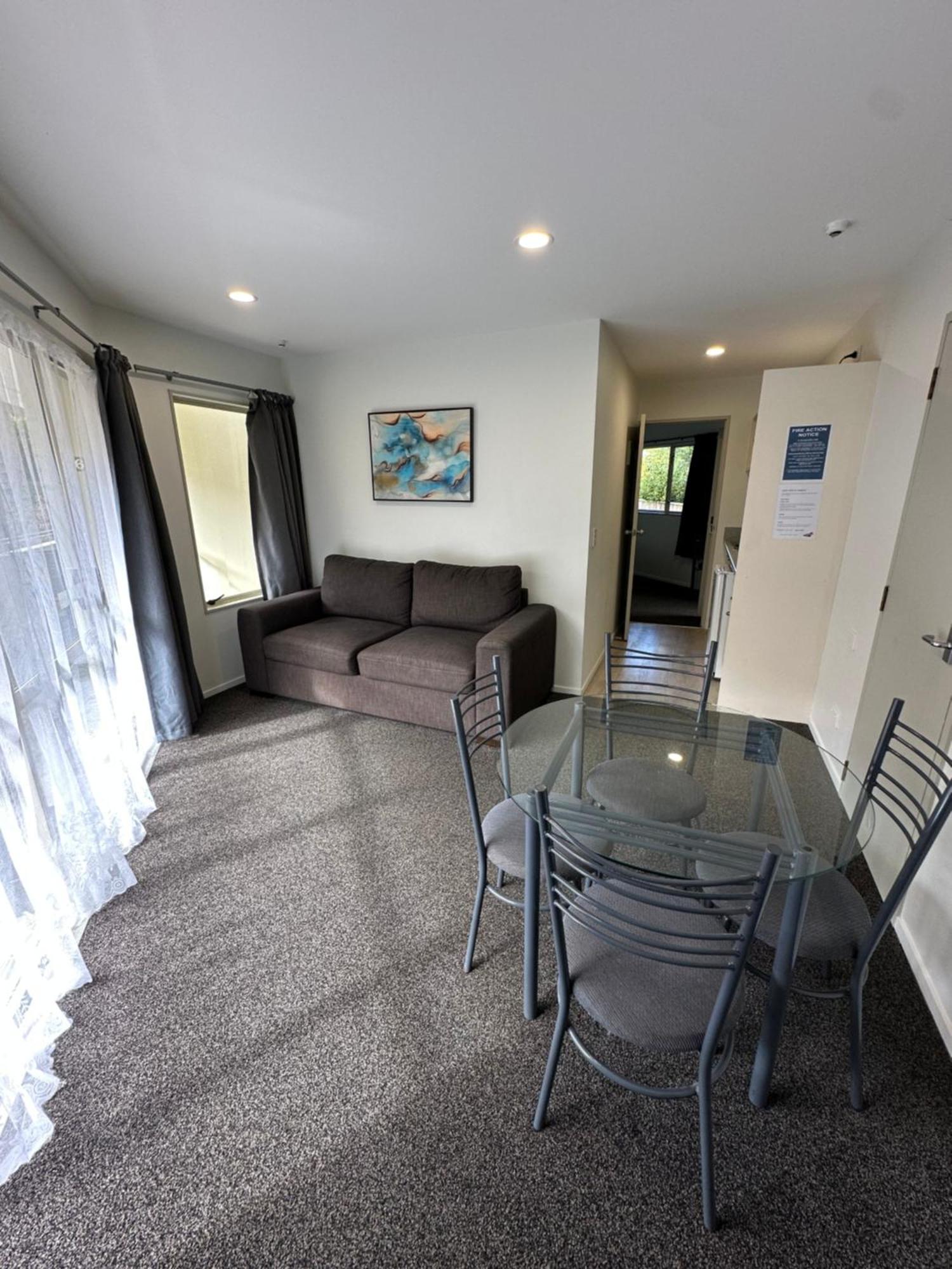 Baycourt Lakefront 4* Taupo