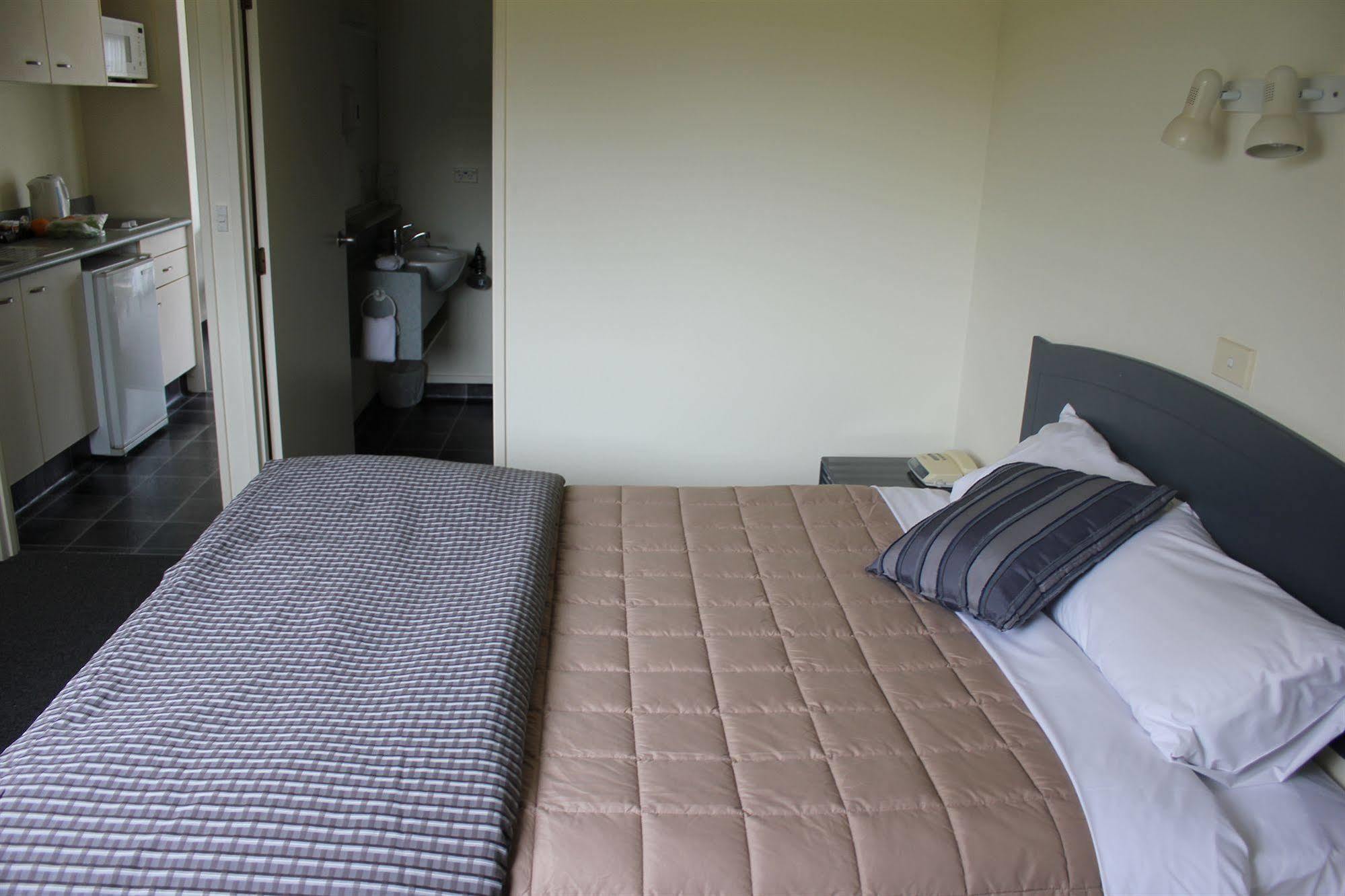 Motel Baycourt Lakefront Taupo